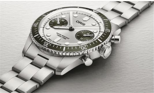 Divers Sixty-Five Chronograph