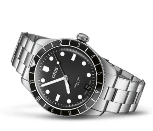 Oris Divers Sixty-Five 12H Calibre 400