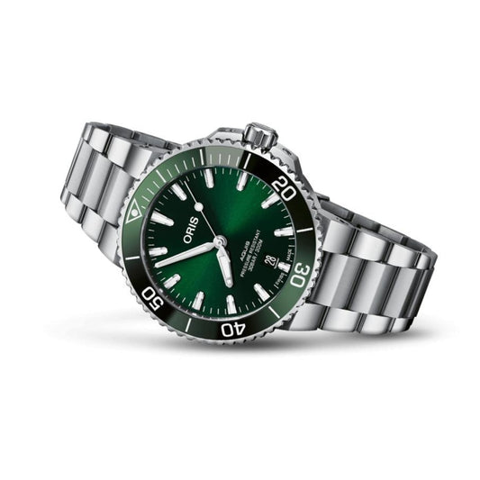 Oris Watches - AQUIS DATE | LaViano Jewelers