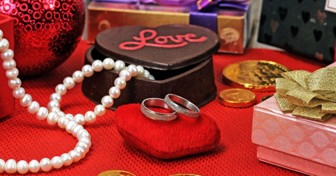 Valentine’s Day Jewelry Trends for Gen Z: What They’re Wearing