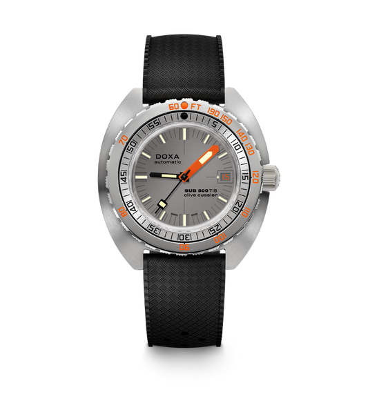 DOXA SUB 300 Ti5 Clive Cussler 823.50.121.20-SE14
