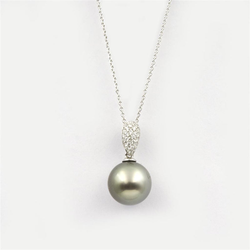 LaViano Fashion 14K White Gold Pearl and Diamond Necklace