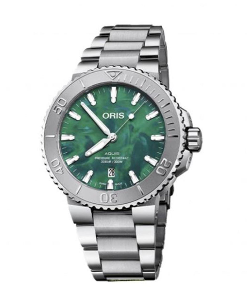 Oris X Bracelet kaleidoscopic dial Green Dial