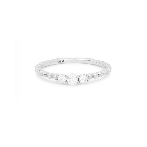 LaViano Jewelers womens 14K White Gold Diamond Ring