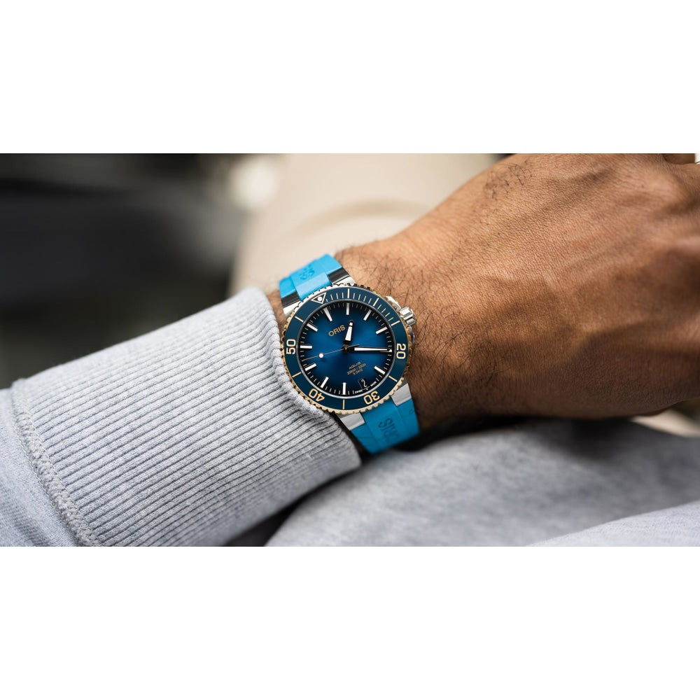 Oris AQUIS DATE CALIBRE 400 Watches LaViano Jewelers – Laviano